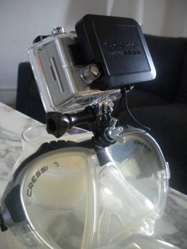 Masque de plongée du club, équipé d'une fixation GoPro
